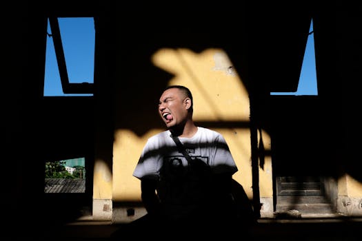 Jak Humor Změní Atmosféru v Call Centrech: Klíč k Lepší Náladě